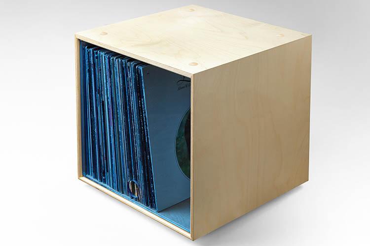 Stackable storage cube for vinyl records and books