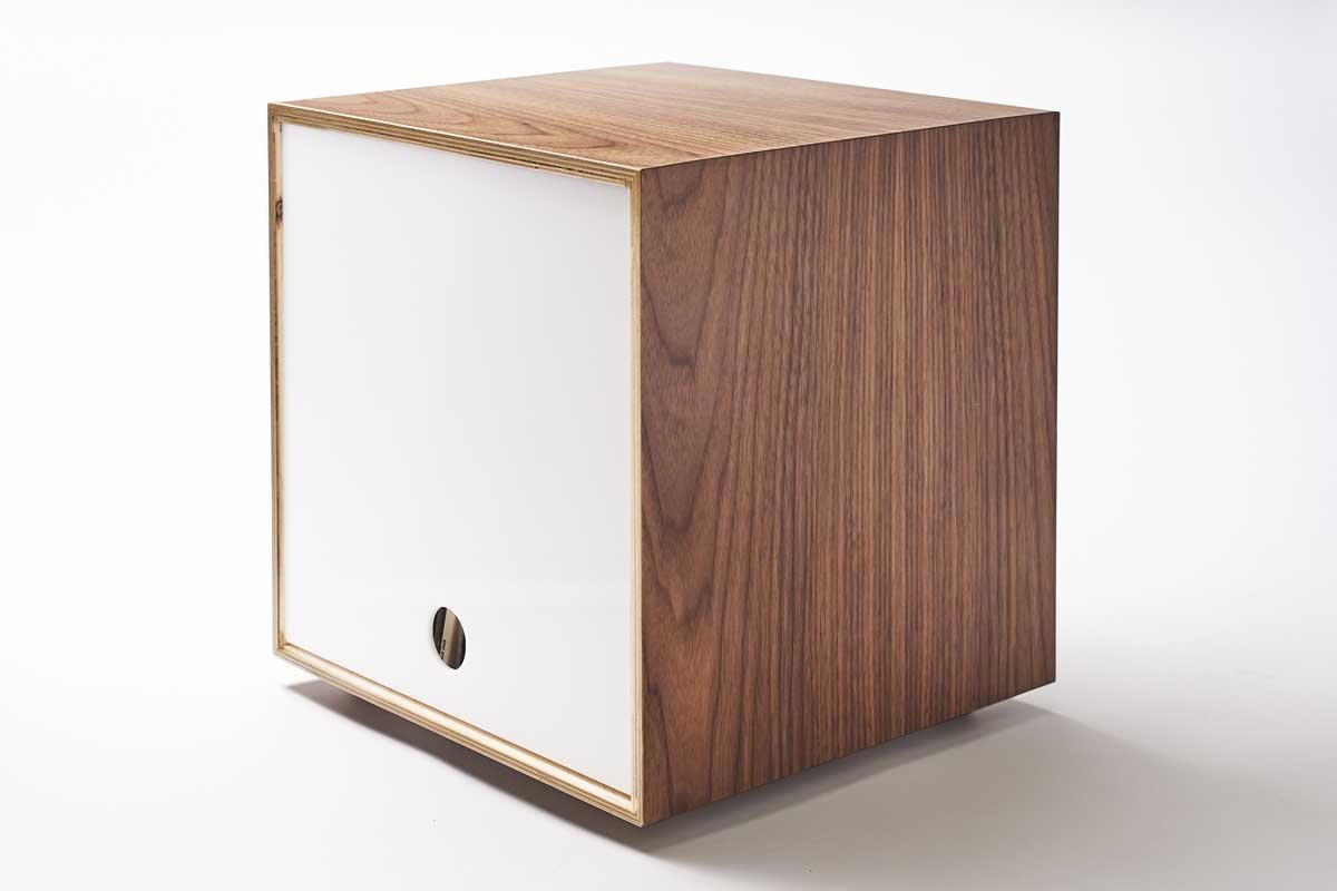 walnut-white-1200_45c4b36d-cfe7-4bb8-a020-1cd2aeb73745.jpg